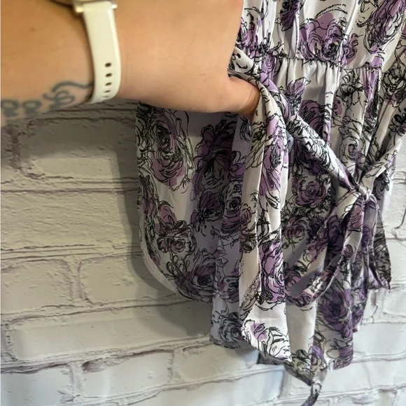 Adore Me Karrina Floral Satin Sleep Romper - Picture 6 of 12